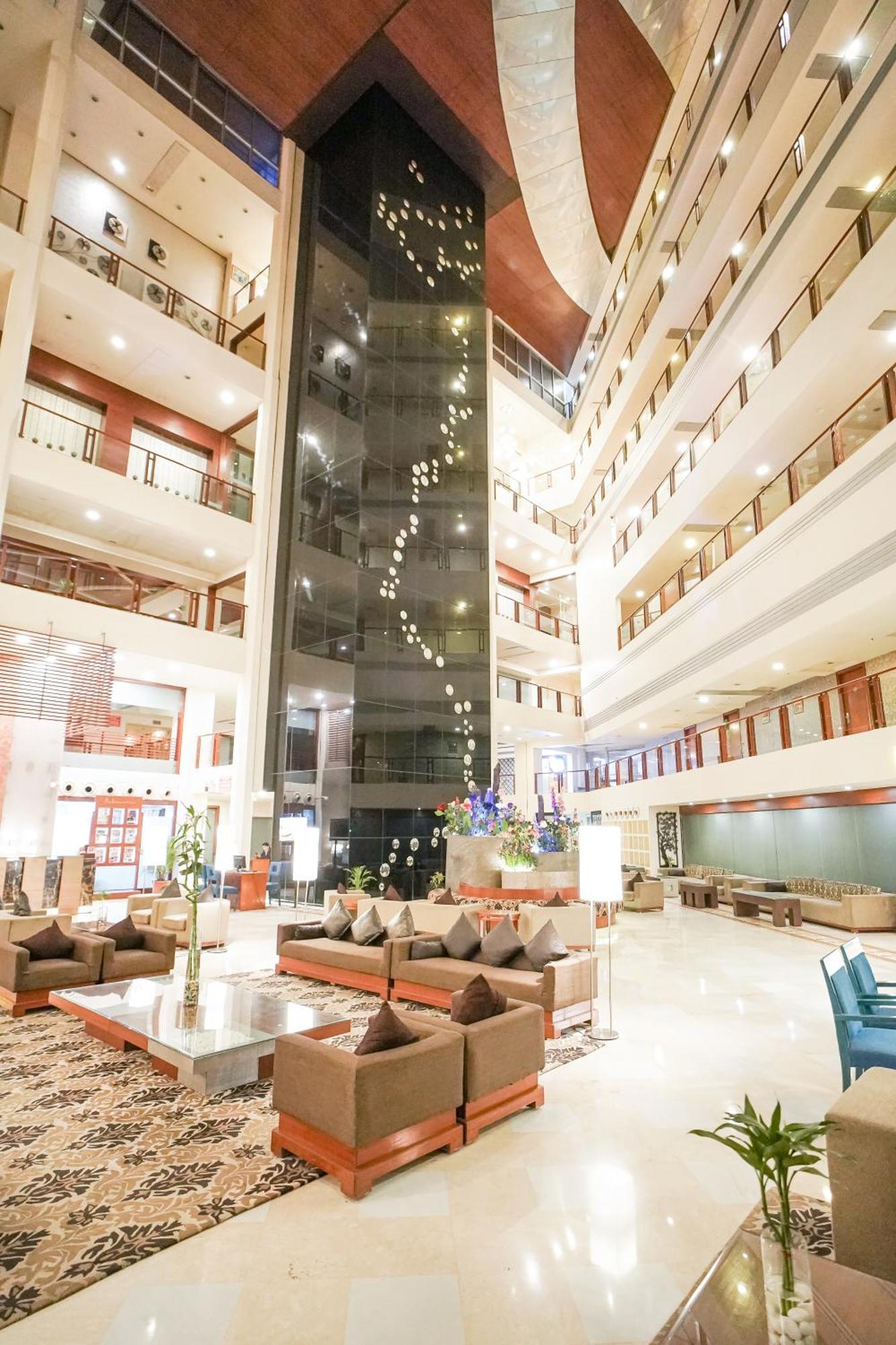 Hotel Clarion Bella Casa At Airport à Jaipur Extérieur photo