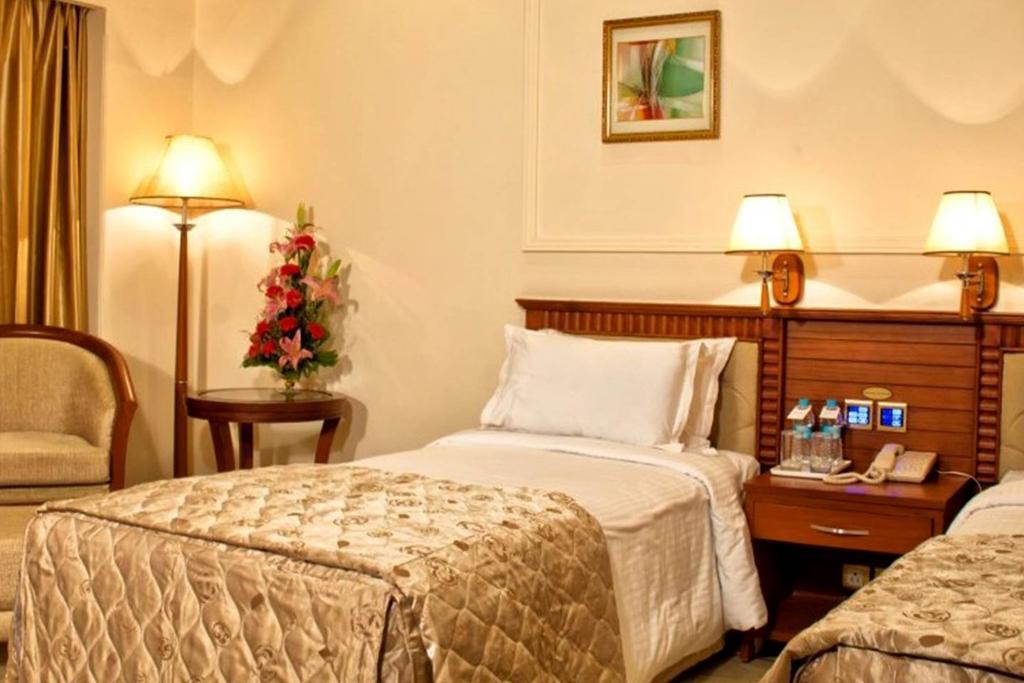 Hotel Clarion Bella Casa At Airport à Jaipur Extérieur photo